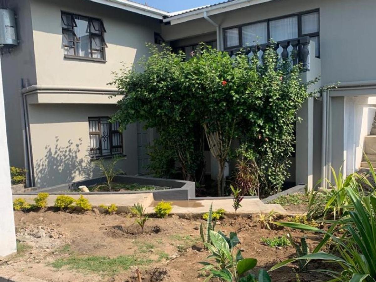 Xaba Guest Lodge Richards Bay Bagian luar foto